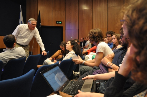 Question-answer session with Prof. Dan Shechtman, at Technion